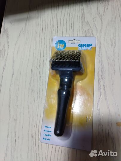 Щетка для кошек массажная