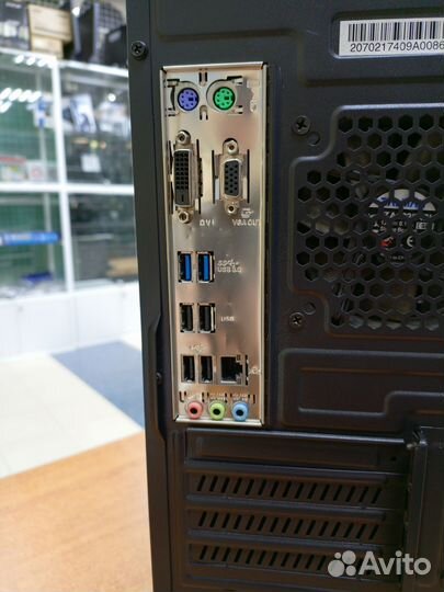 Компьютер i3-7100(2 ядра 4 потока 3,9ггц), 8Gb, SS