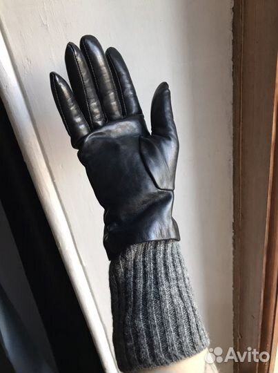 Перчатка правая Massimo Dutti