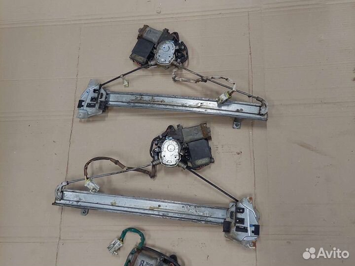 Стеклоподъемник Mitsubishi galant 8