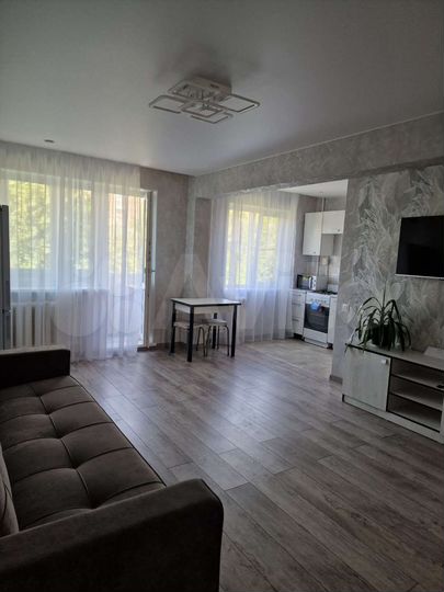 2-к. квартира, 46 м², 3/5 эт.