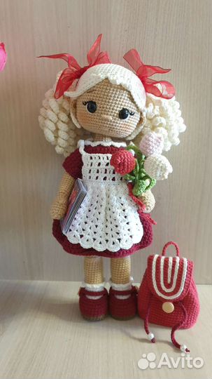 Кукла ручной работы. Кукла вязаная. Школьница