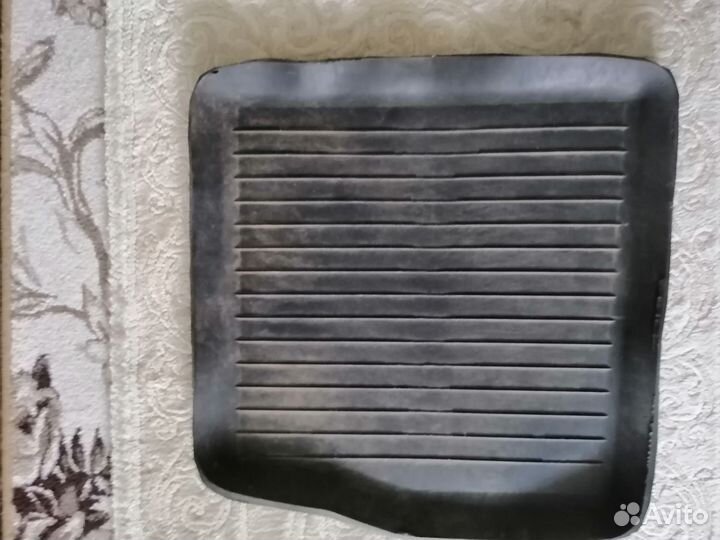 Резиновый коврик - поддон 4 шт