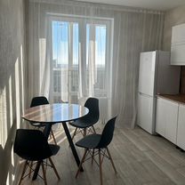 1-к. квартира, 42 м², 13/25 эт.