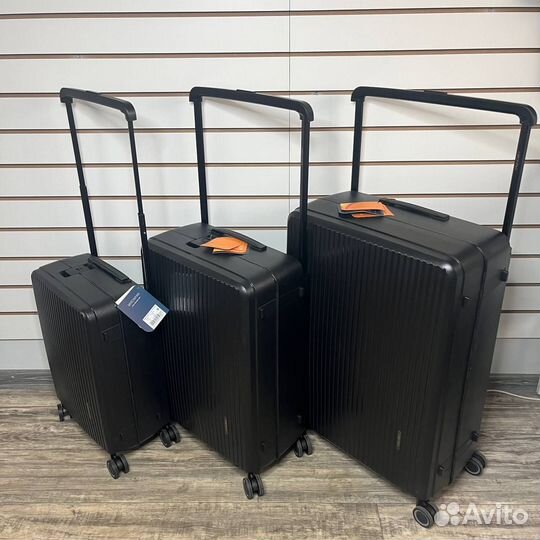 Чемоданы с широкой ручкой