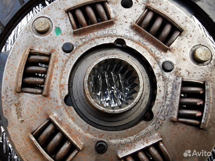 Маховик со сцеплением 2110-1118