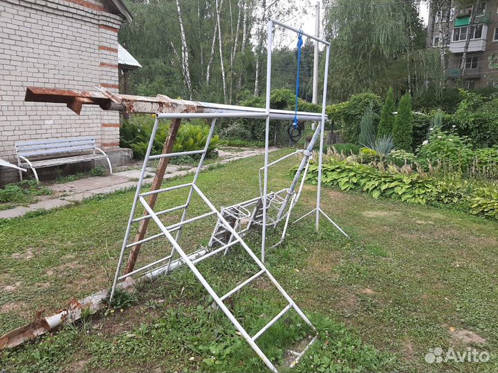 Качели, турник