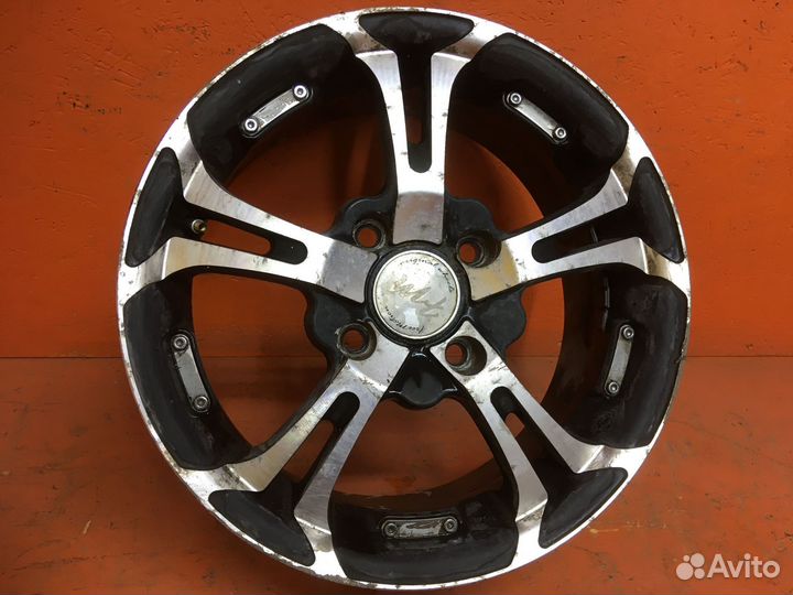 1 шт. Диски - диаметр 15 PCD 4х114,3