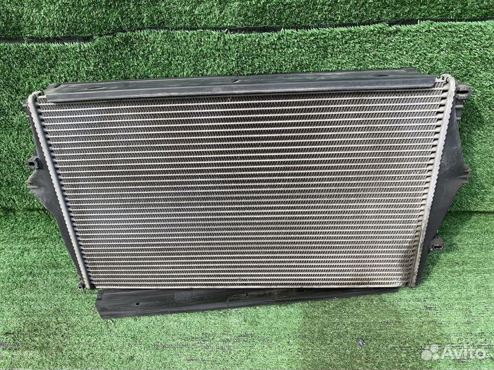 Радиатор интеркулера Volvo XC70 SZ 8683169
