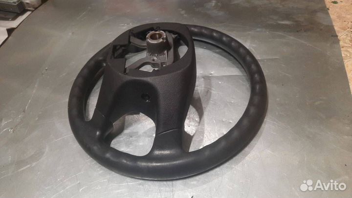 Руль Mitsubishi Carisma рест. 2001