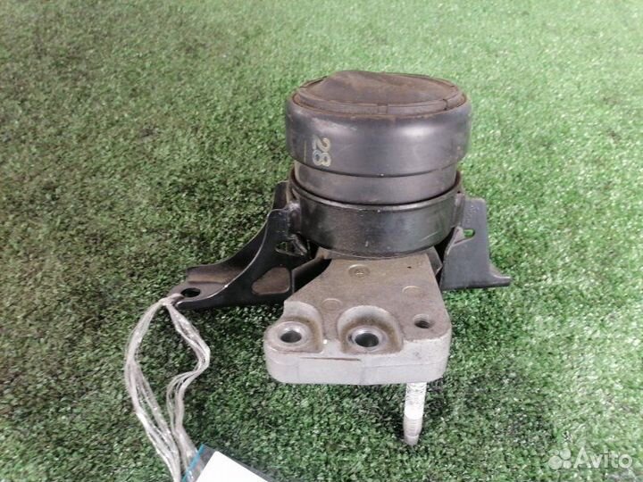 Подушка двигателя правая Toyota Vitz KSP90 1krfe