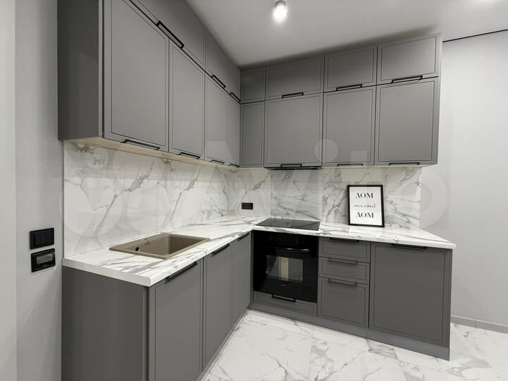 3-к. квартира, 65 м², 8/12 эт.