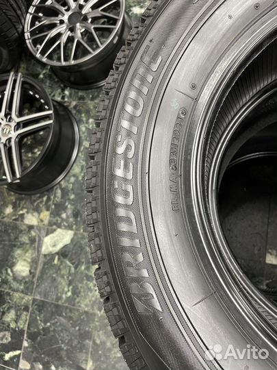 Bridgestone Blizzak VRX 205/65 R16 95S