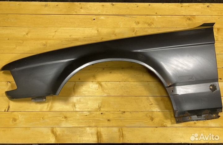 Крыло переднее левое бмв е32