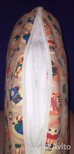 Подушка новая для кормления