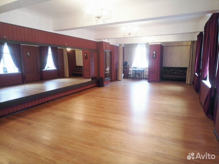 Сдам в аренду уютный зал 62м2 в центре города