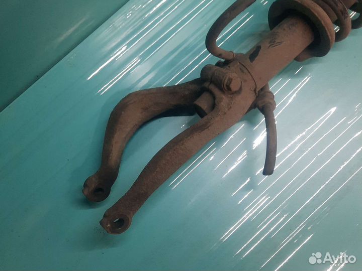 Стойка амортизатора передняя правая rover 400