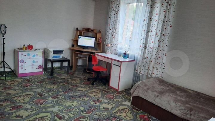 3-к. квартира, 160 м², 3/3 эт.