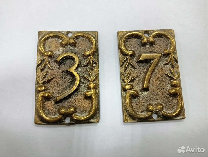 Латунные таблички, номера
