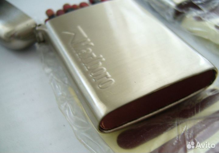 2 спичечницы marlboro, отправлю авито доставкой