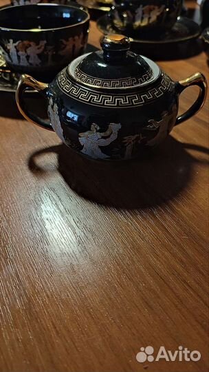 Набор посуды на 6 персон (фарфор)