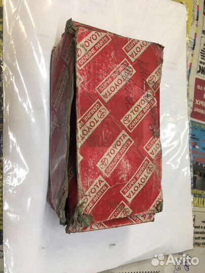 Тормозные колодки toyota 04465-33210