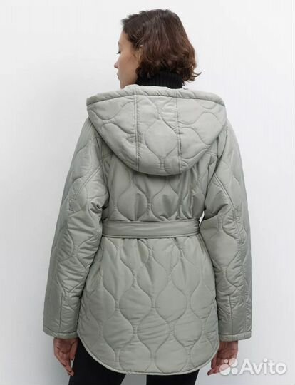 Куртка стеганная с капюшоном