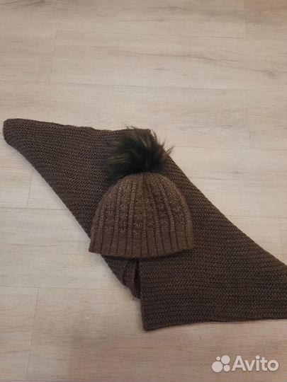 Комплект зимний шапка и снуд