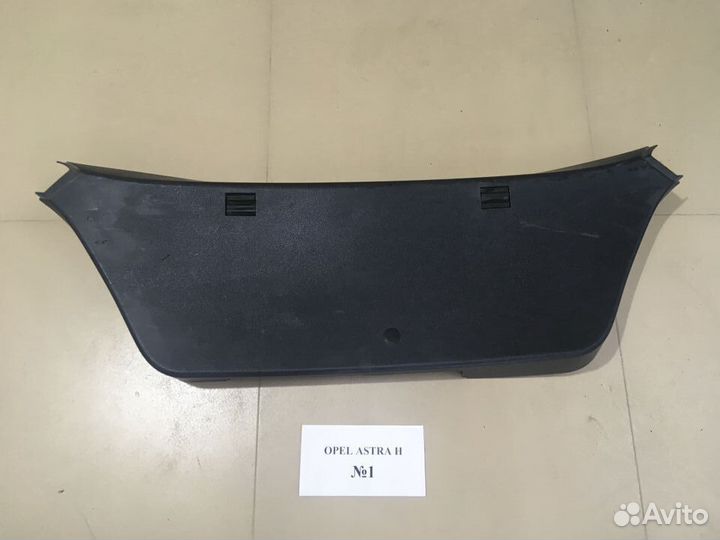 Обшивки и пол багажника Opel Astra H