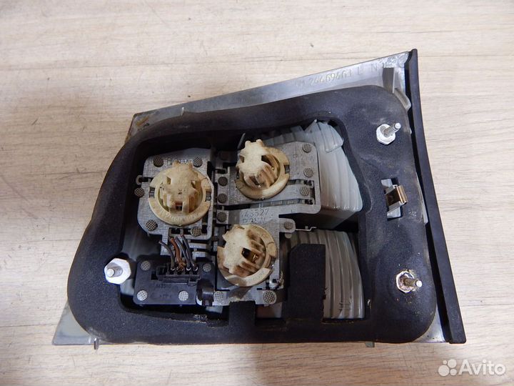 Фонарь задний внутренний левый Opel Vectra C