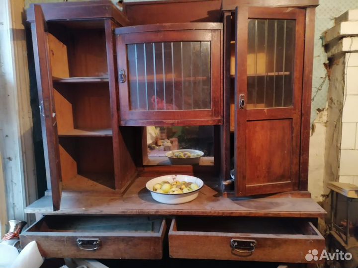 Буфет сталинский ампир. Ценная порода дерева