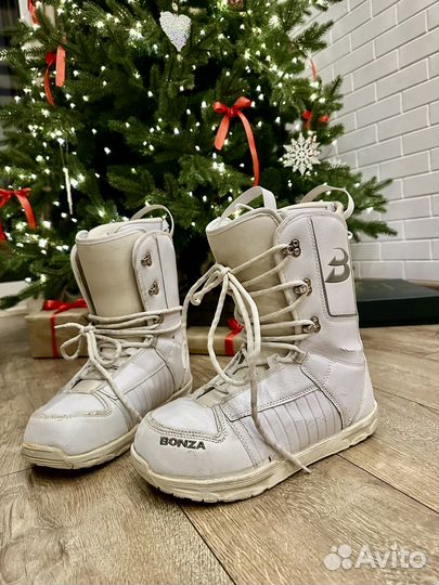 Ботинки для сноуборда EU 42,5, US 9,5, 27,5 см