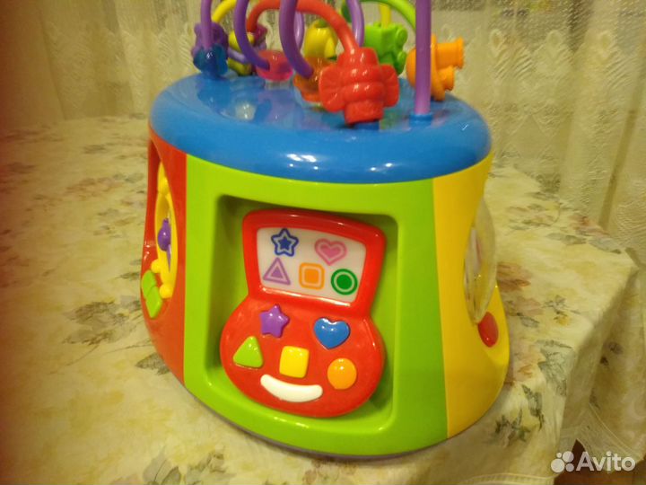 Развивающая музыкальная игрушка