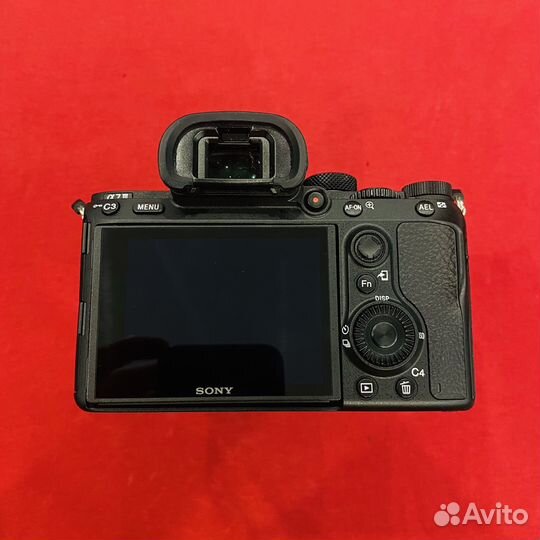 Sony Alpha A7 Mark III Kit 28-70mm (ilce-7M3K)