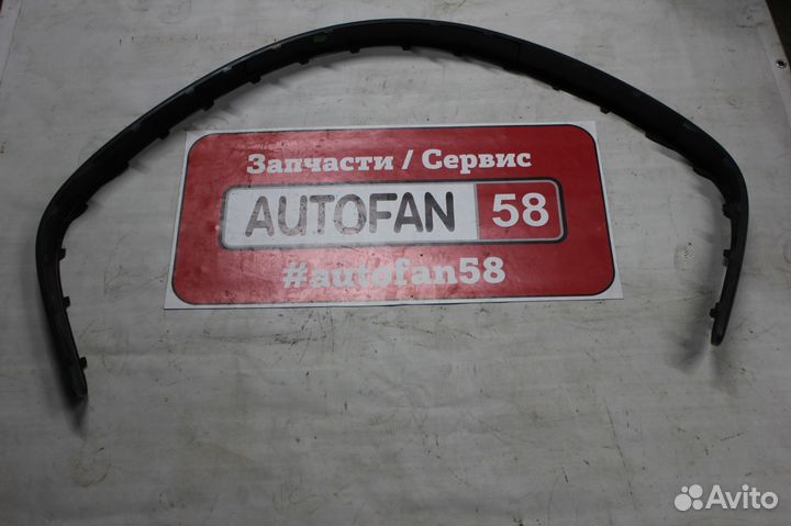 Молдинг бампера переднего Volkswagen Golf