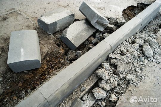 Бордюр дорожный