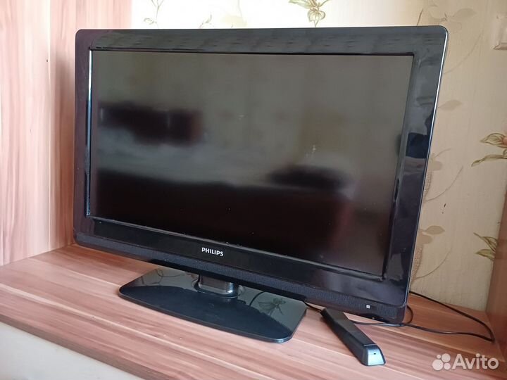 Тв Philips 82 см