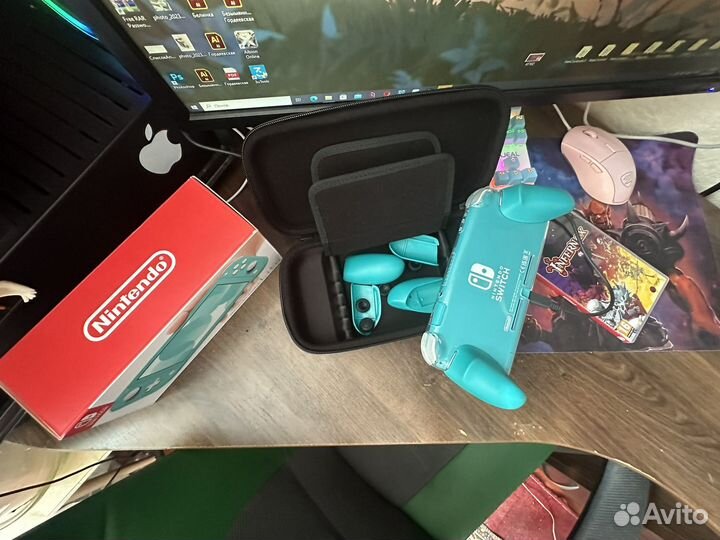 Nintendo switch lite + комплект Skull & Co + игра