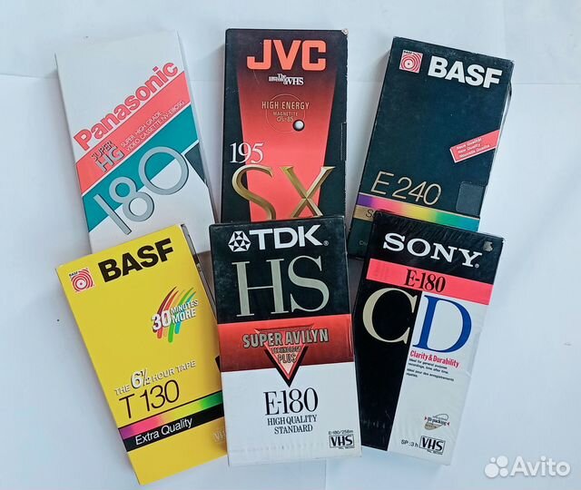Видеокассеты VHS с записями