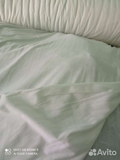 Трикотаж белого цвета