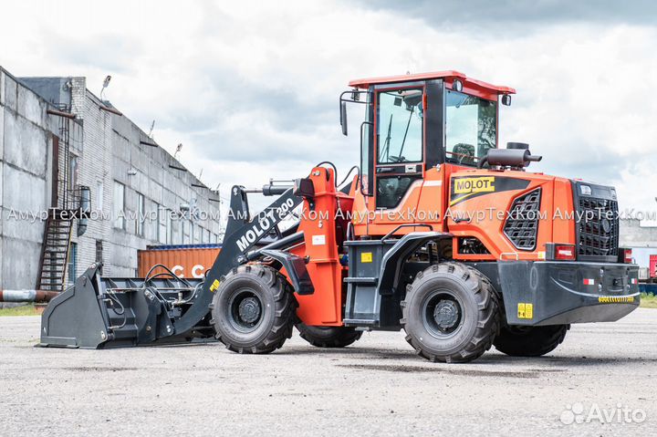 Фронтальный погрузчик Molot 200, 2023