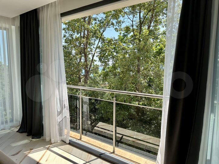 2-к. квартира, 110 м², 1/3 эт.