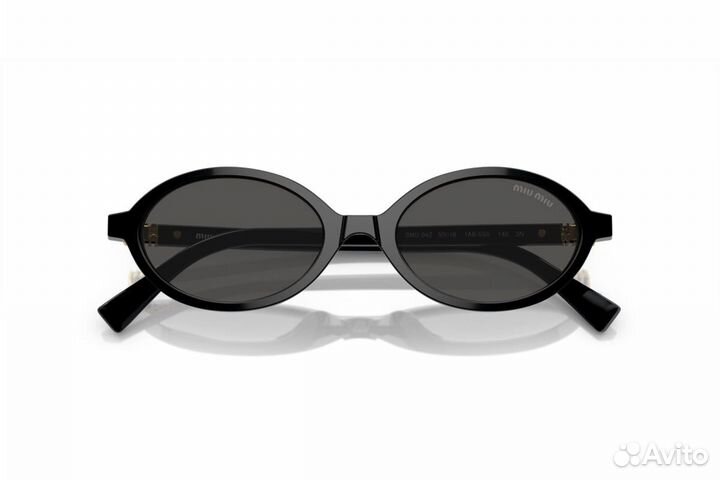 Солнцезащитные очки Miu Miu Regard