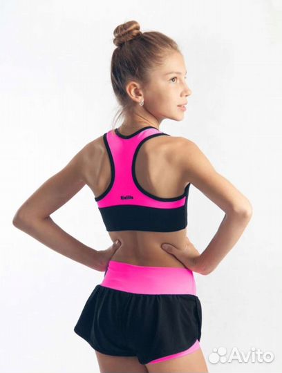 Комплект топ и шорты