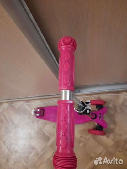 Самокат bibitu со светящимися колёсами