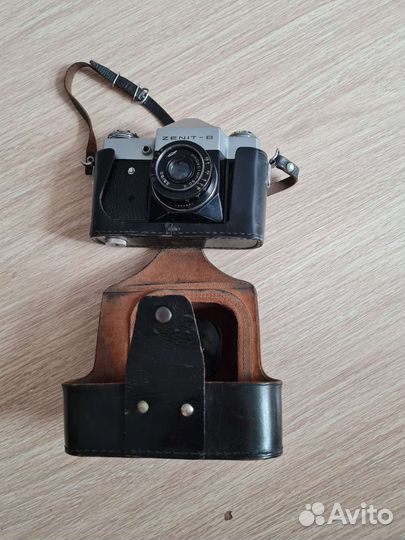 Плёночный фотоаппарат zenit-b