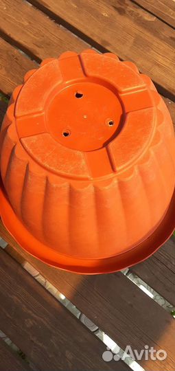 Большой горшок для цветов пластик