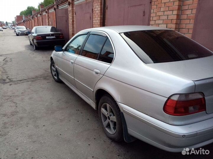 Автомобили на разбор