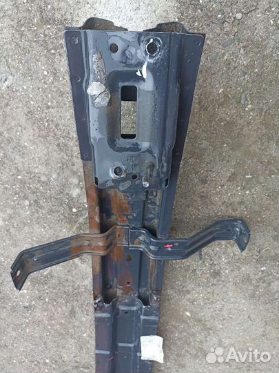 Усилитель бампера на салярису