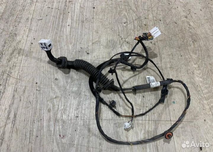 Проводка двери задняя левая Hyundai Solaris